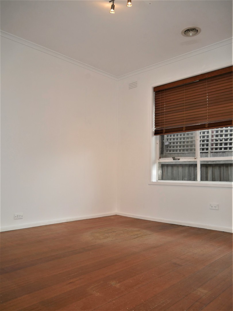 17 Dalton Drive, Melton South, VIC 3338, Melton South - Thumbnail 8