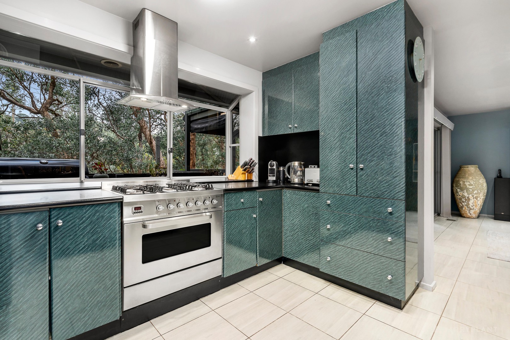 17 Daniel Court, Warranwood, VIC 3134 - Thumbnail 2 - 17/04/2026