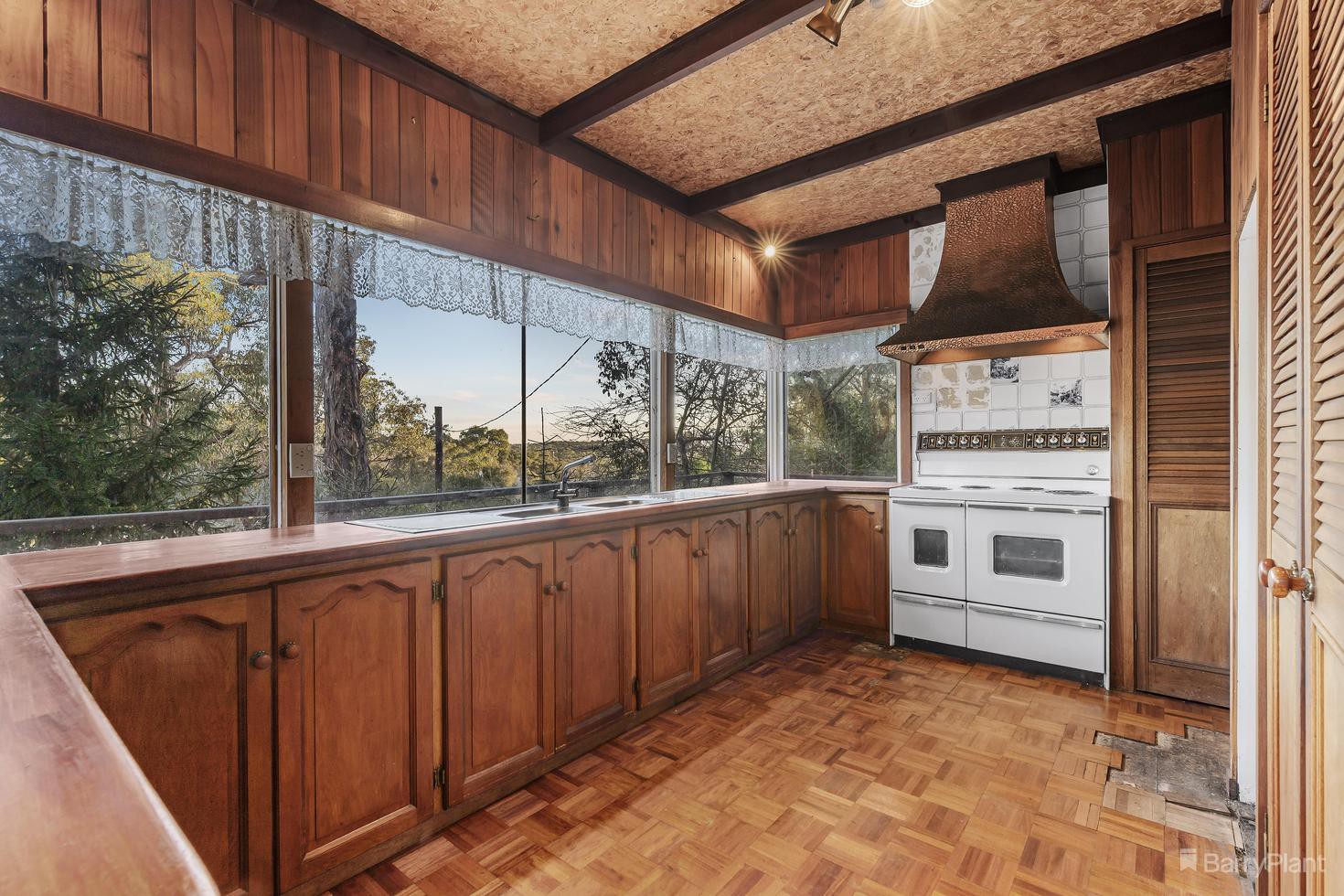 17 Daphne Crescent, Hurstbridge, VIC 3099, Hurstbridge - Thumbnail 3