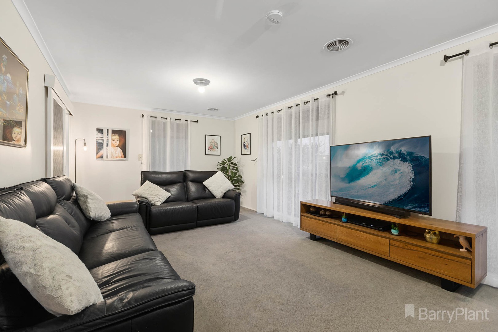 17 Denver Drive, Narre Warren, VIC 3805, Narre Warren - Thumbnail 5