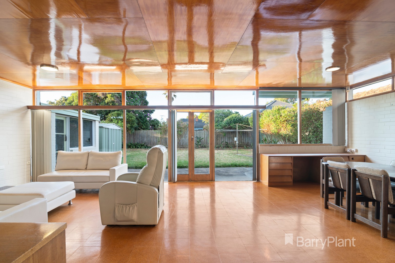 17 Desmond Avenue, Highett, VIC 3190 - Thumbnail 2 - 08/03/2022