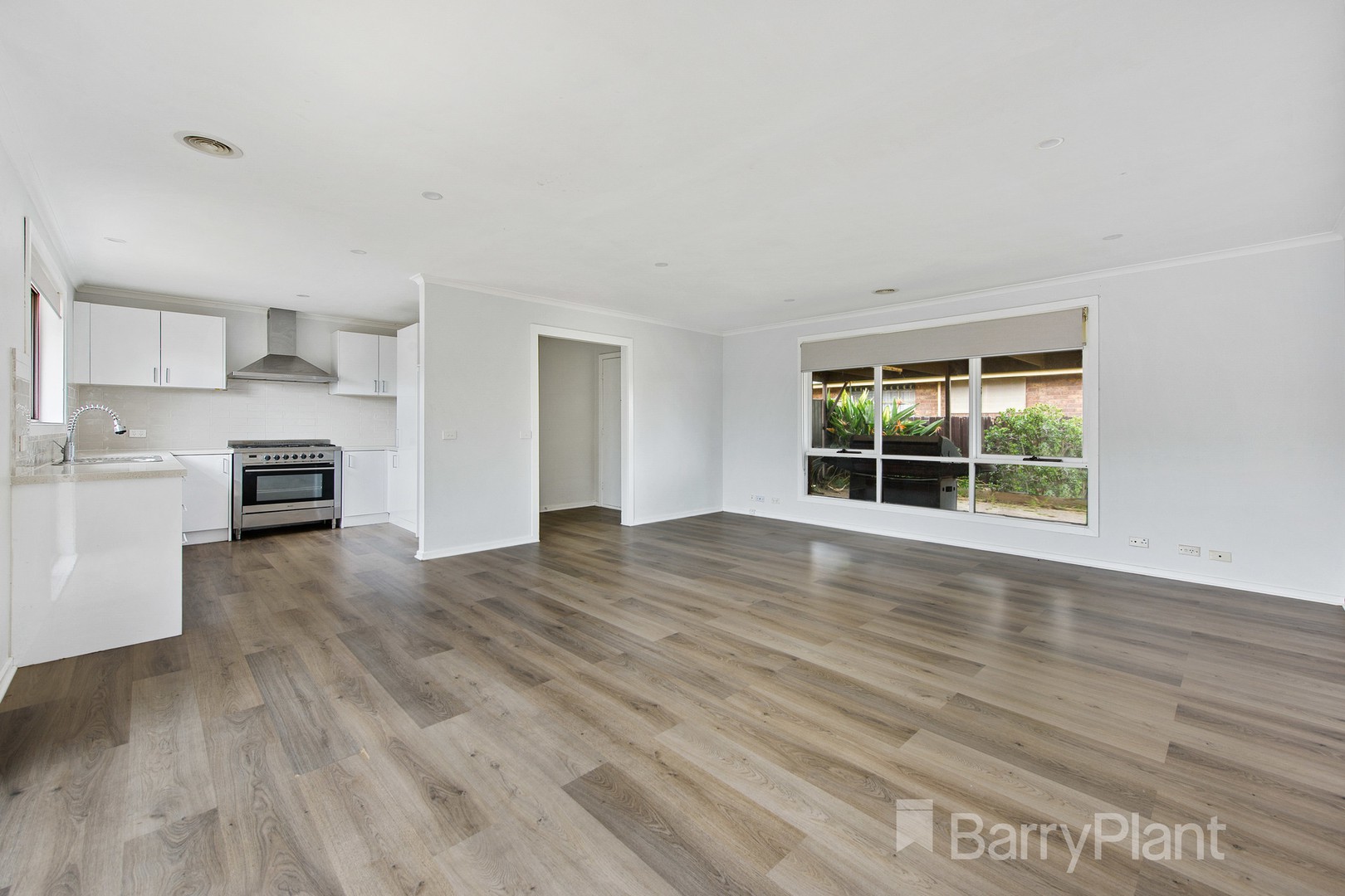 17 Dorchap Court, Hoppers Crossing, VIC 3029, Hoppers Crossing - Thumbnail 2