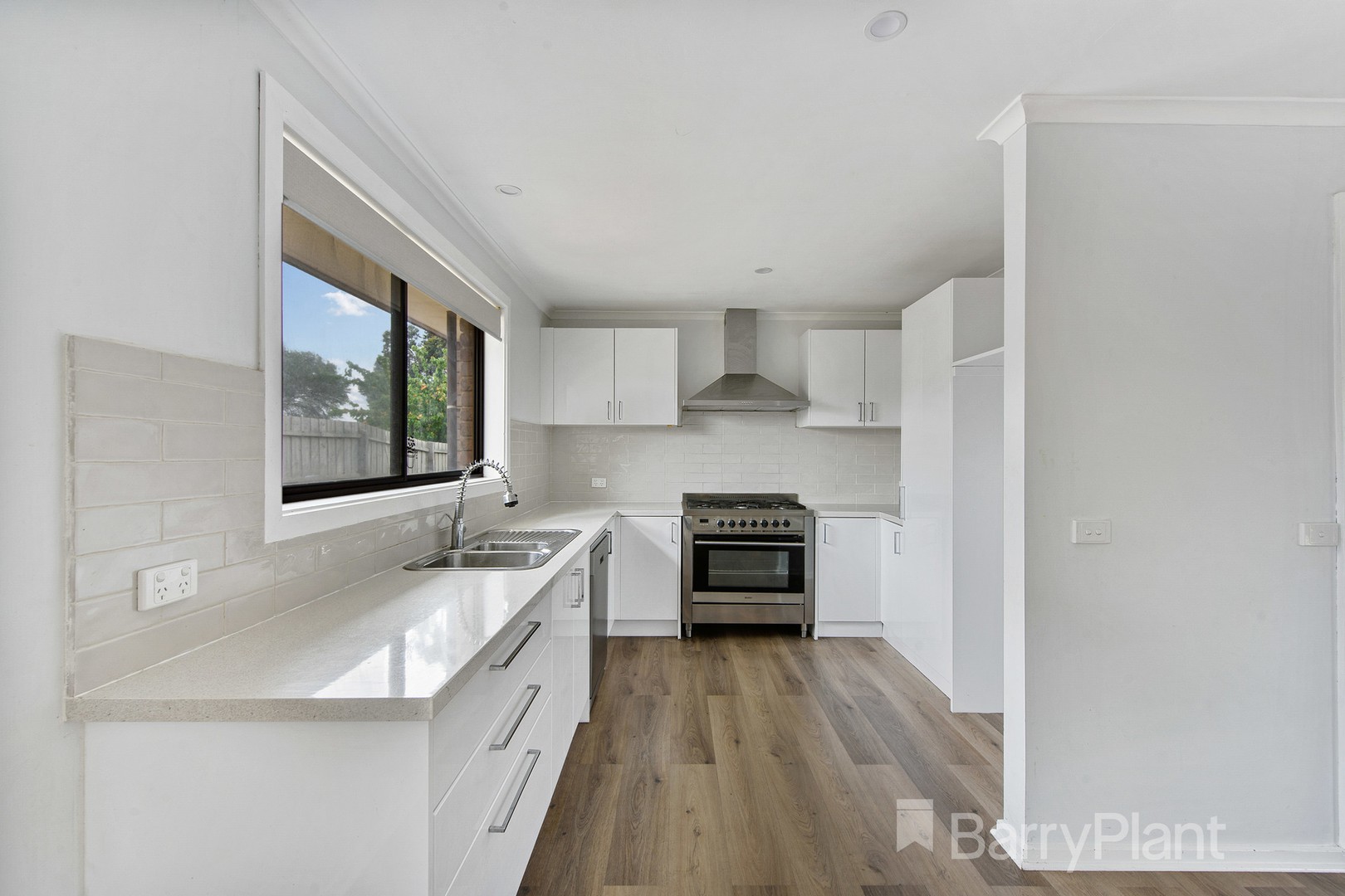 17 Dorchap Court, Hoppers Crossing, VIC 3029, Hoppers Crossing - Thumbnail 3