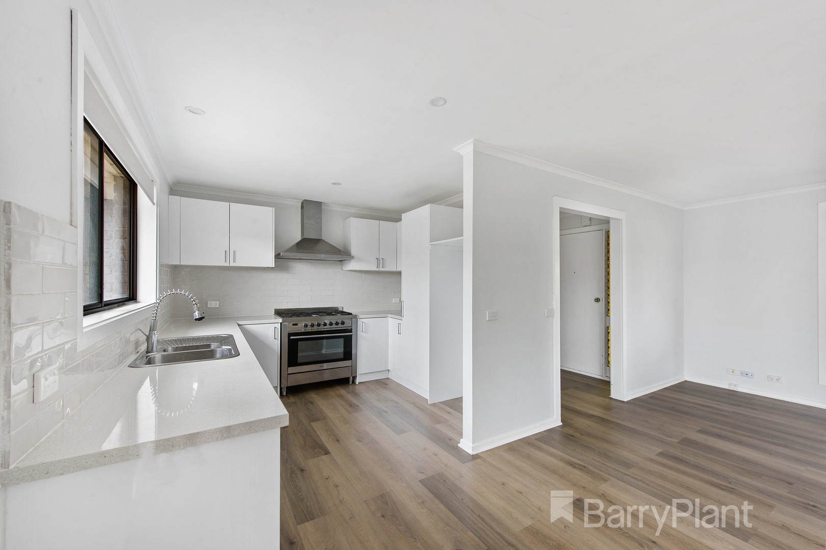 17 Dorchap Court, Hoppers Crossing, VIC 3029, Hoppers Crossing - Thumbnail 4