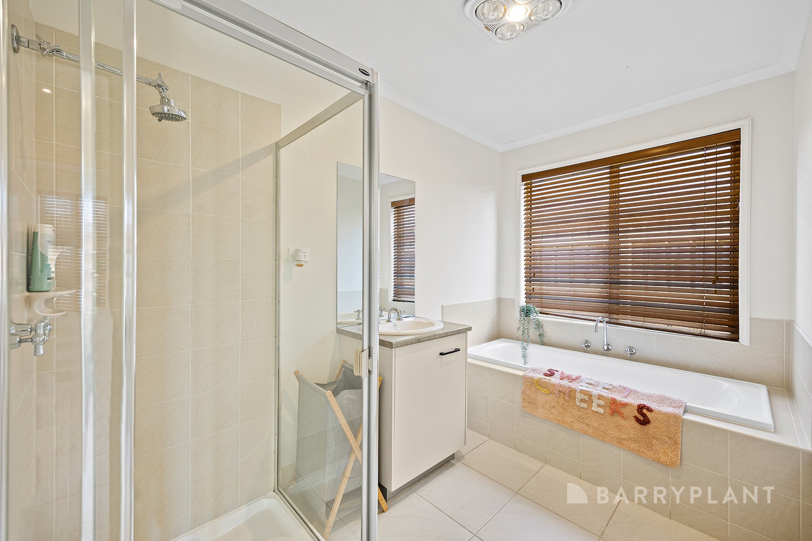 17 Drysdale Street, Pakenham, VIC 3810, Pakenham - Thumbnail 6