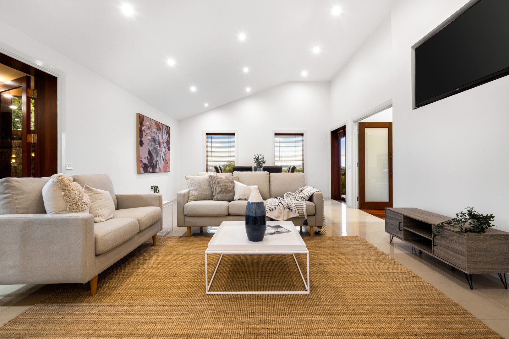 17 Dublin Drive, Grovedale, VIC 3216, Grovedale - Thumbnail 2
