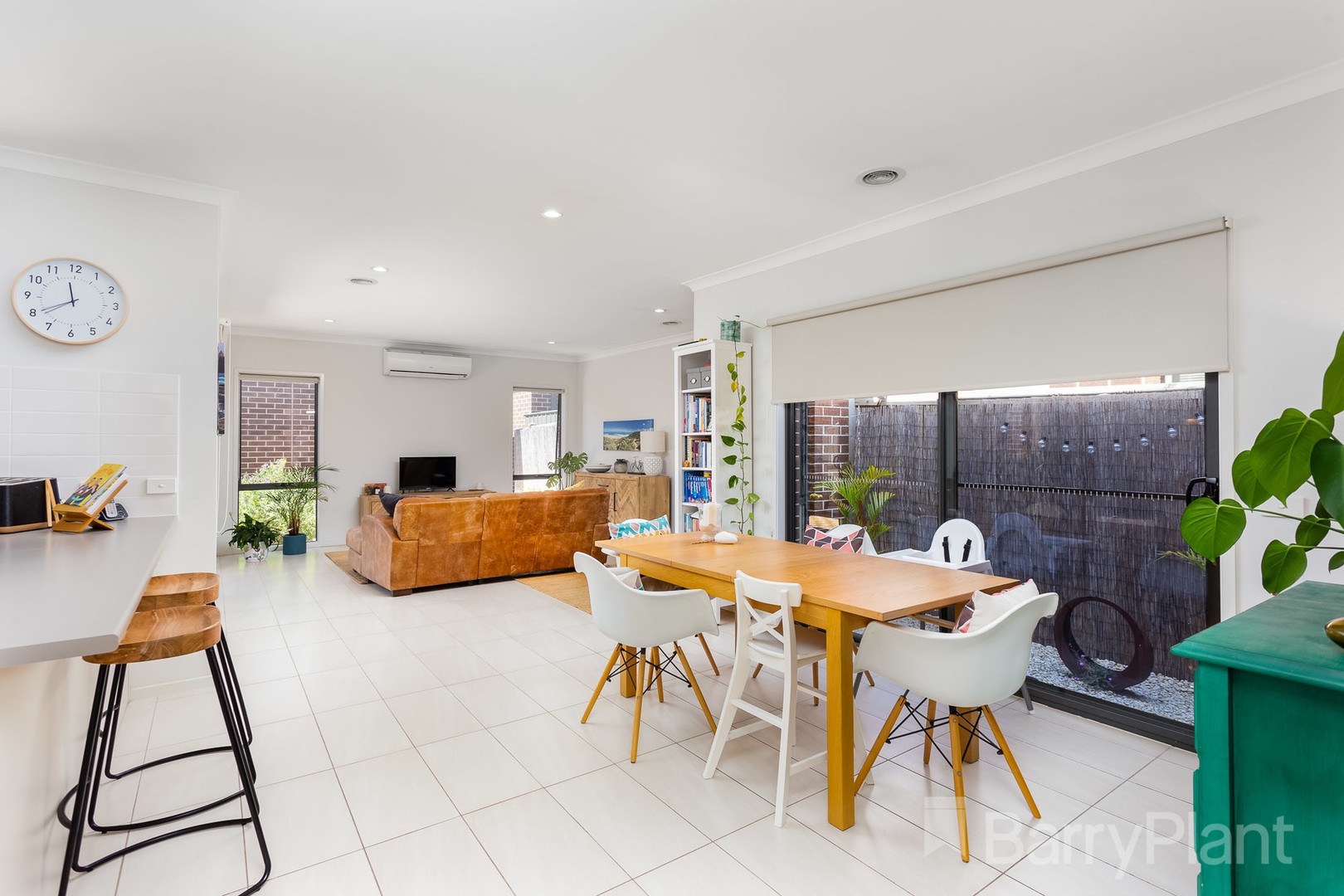 17 Edge View, Point Cook, VIC 3030, Point Cook - Thumbnail 5