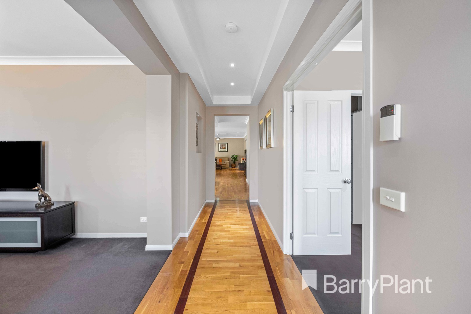 17 Eildon Avenue, Manor Lakes, VIC 3024, Manor Lakes - Thumbnail 3