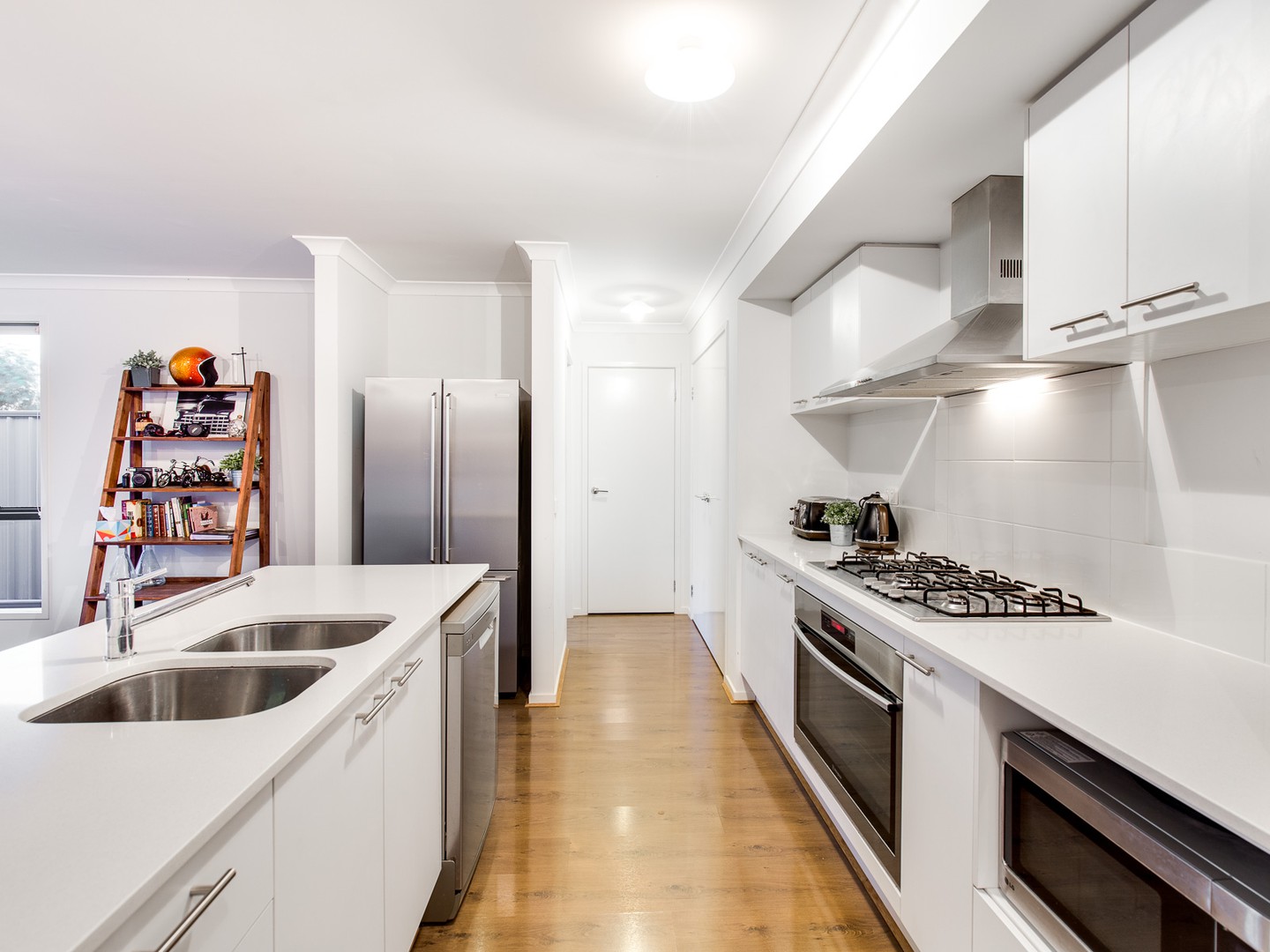 17 Elland Circuit, Truganina, VIC 3029, Truganina - Thumbnail 2