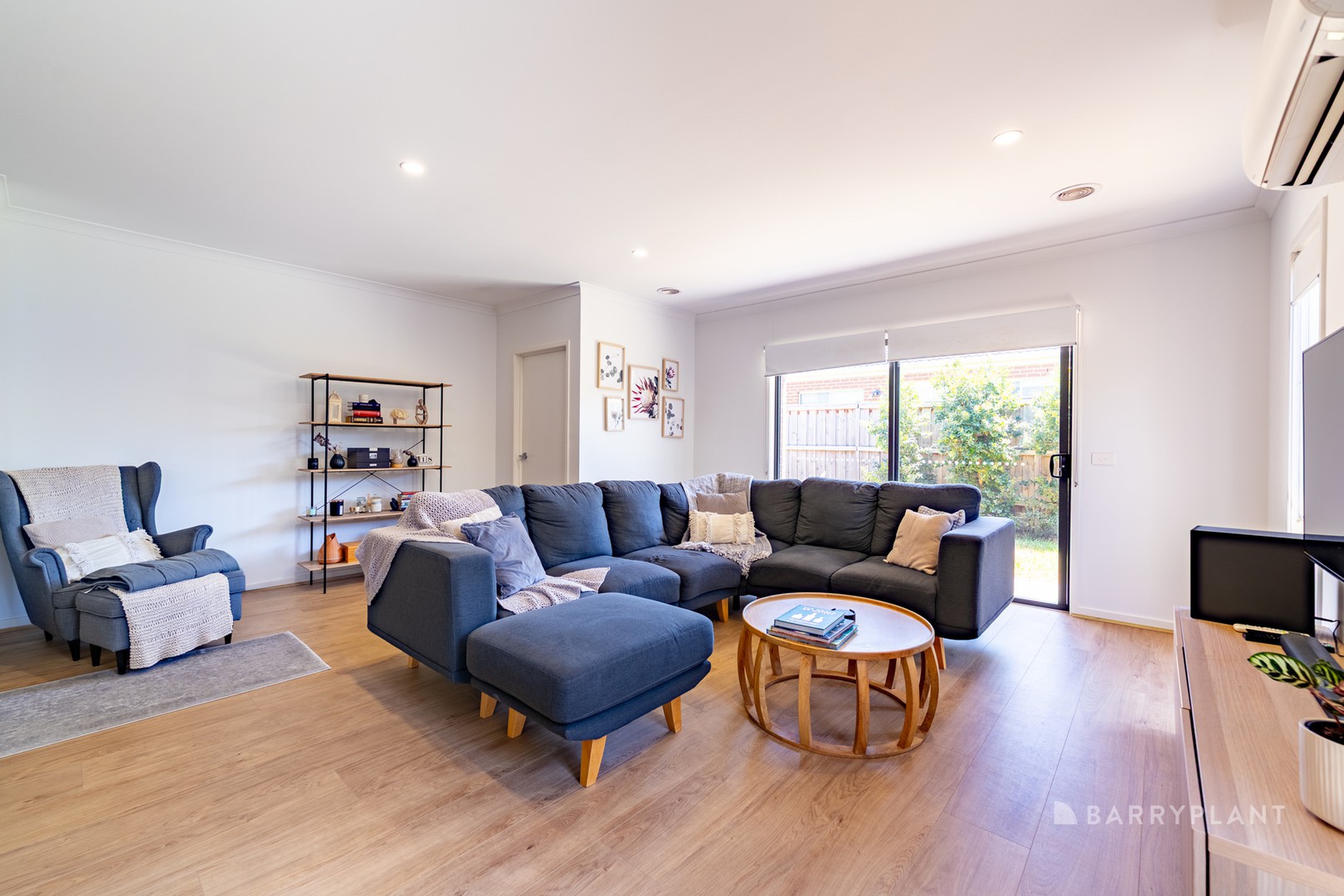 17 Emberley Street, Wollert, VIC 3750 - Thumbnail 2 - 31/01/2026