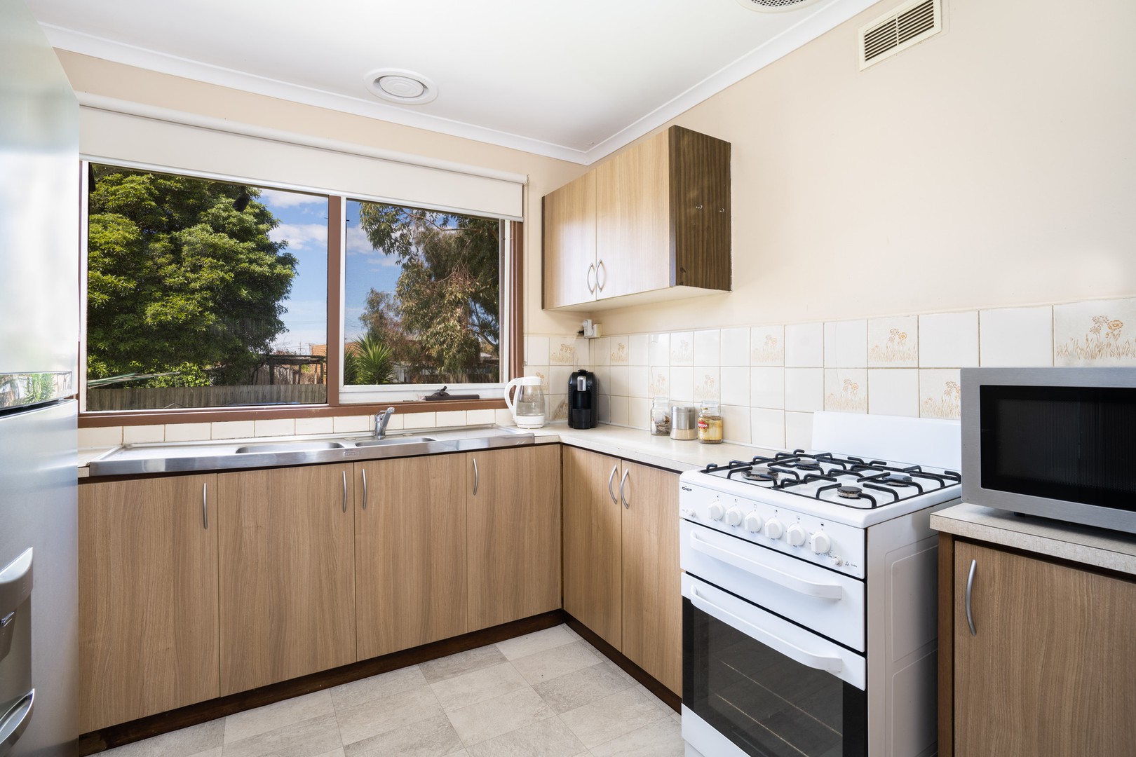 17 Erica AvenueCorio, VIC 3214, Corio - Thumbnail 3