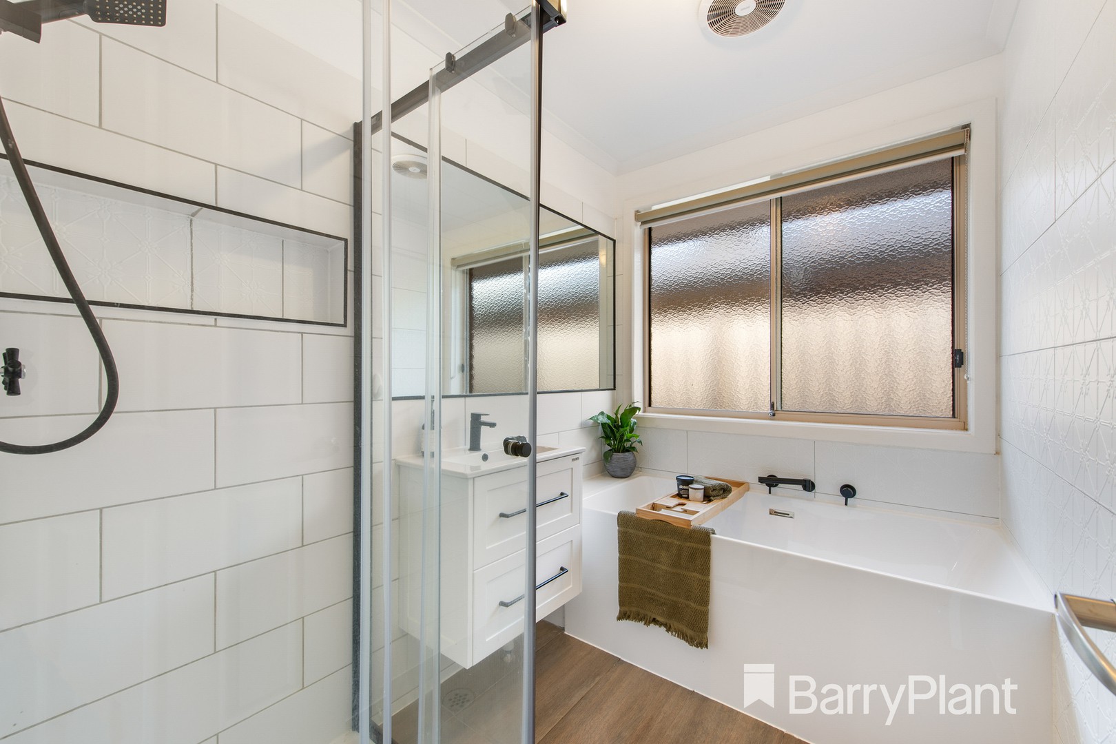 17 Ernest Close, Melton West, VIC 3337, Melton West - Thumbnail 5