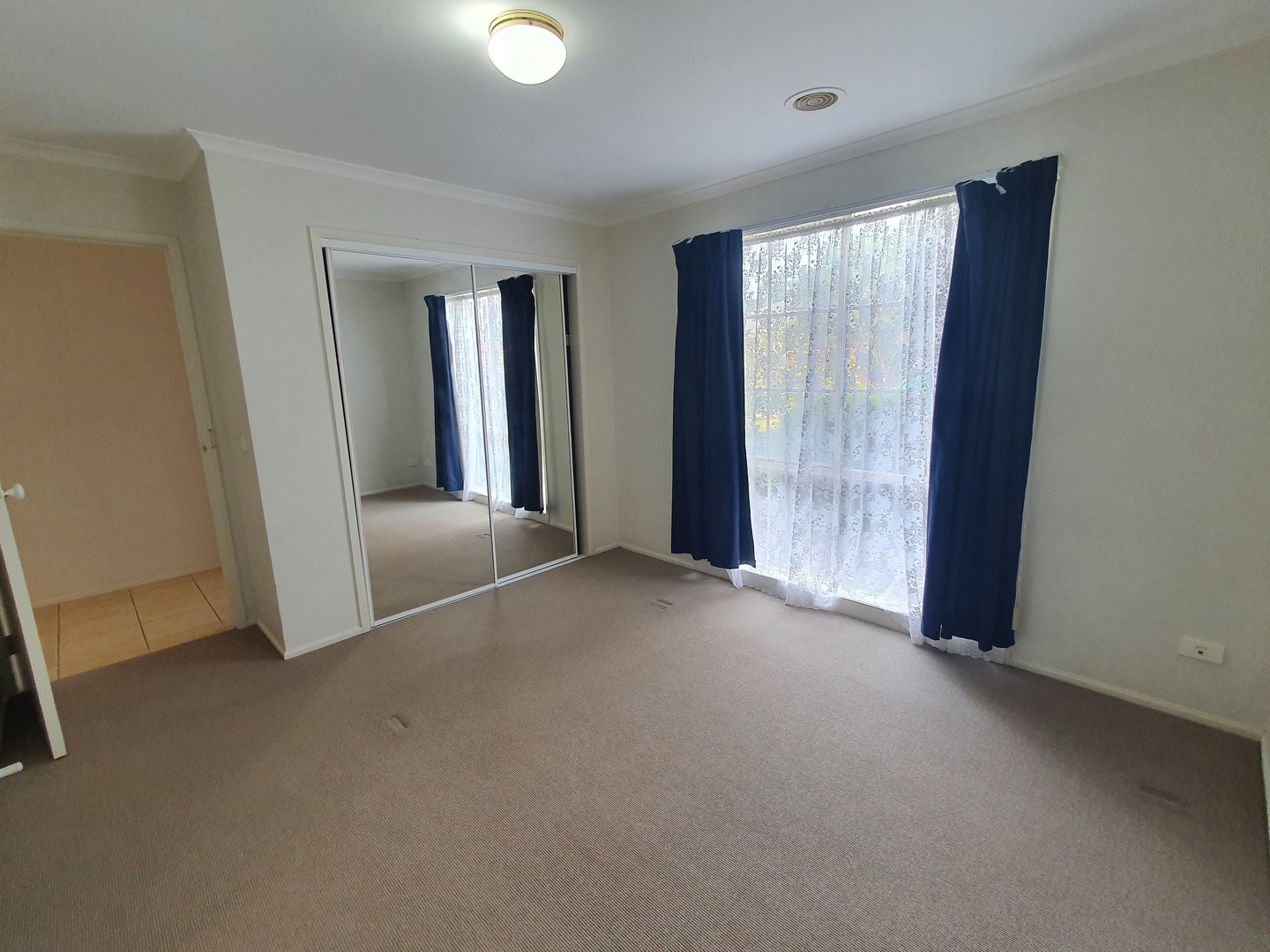 17 Fiona Court, Werribee, VIC 3030, Werribee - Thumbnail 2