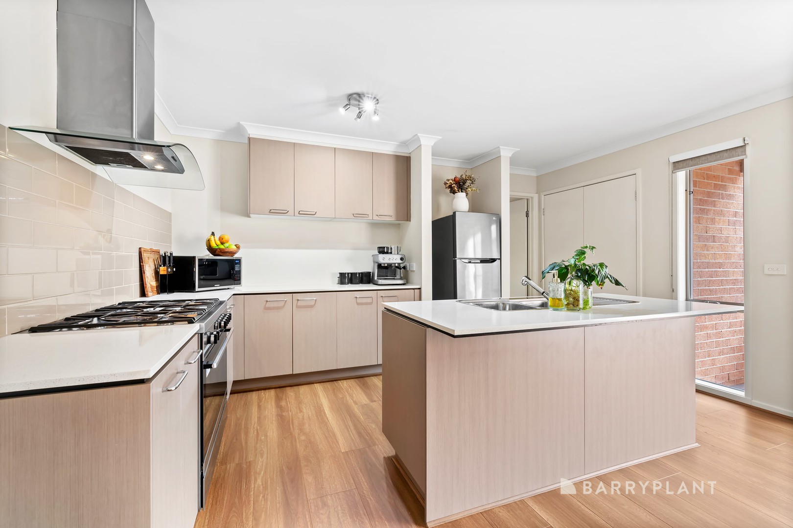 17 Flicker Lane, Doreen, VIC 3754 - Thumbnail 2 - 07/01/2026