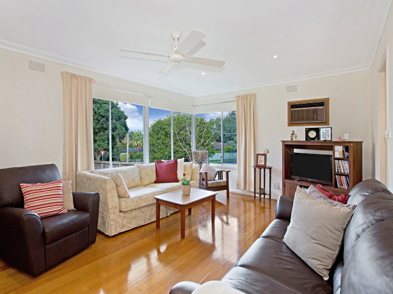 17 Flora Street, Ringwood East, VIC 3135, Ringwood East - Thumbnail 2