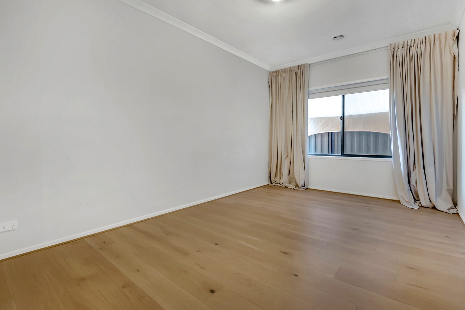 17 Flores Road, Craigieburn, VIC 3064, Craigieburn - Thumbnail 8