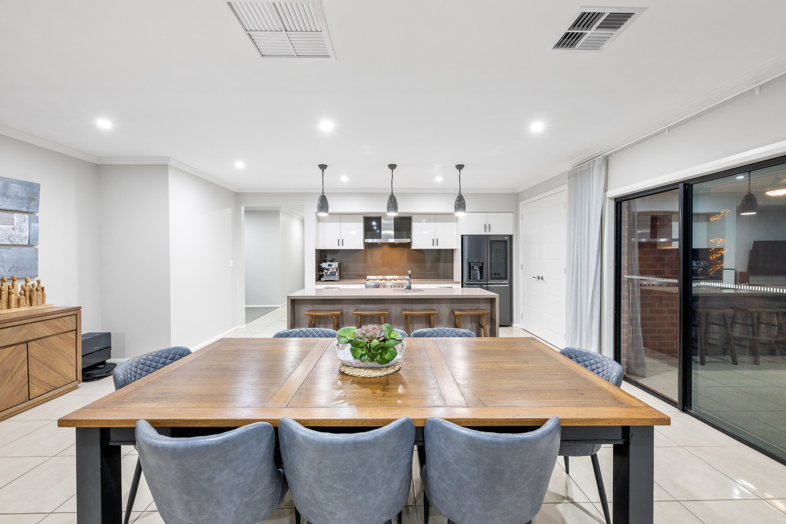 17 Flynn Drive, Mildura, VIC 3500, Mildura - Thumbnail 2