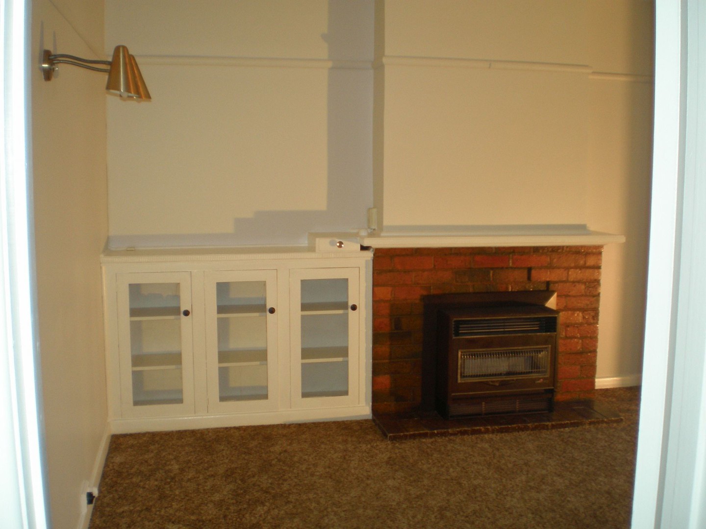 17 Fulham GroveReservoir, VIC 3073  - Leased, Reservoir - Thumbnail 2