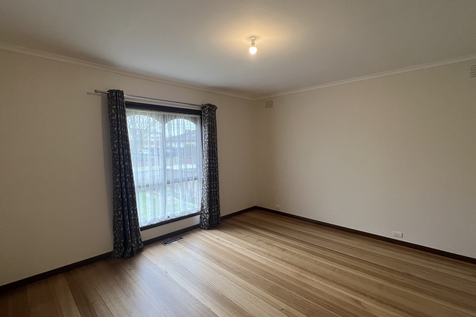 17 Gourock Street, Reservoir, VIC 3073, Reservoir - Thumbnail 8