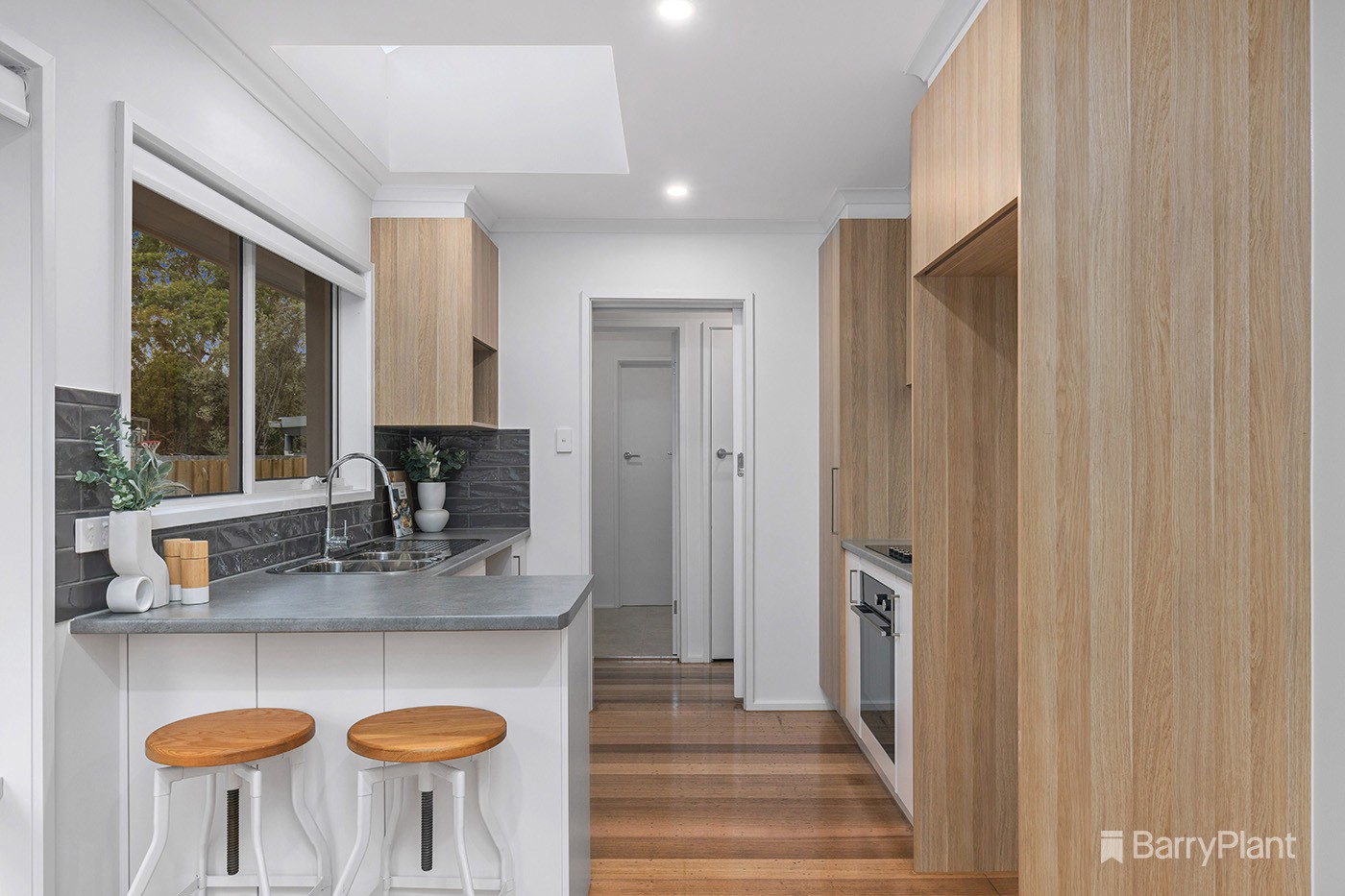 17 Graham Avenue, Kilsyth, VIC 3137, Kilsyth - Thumbnail 3