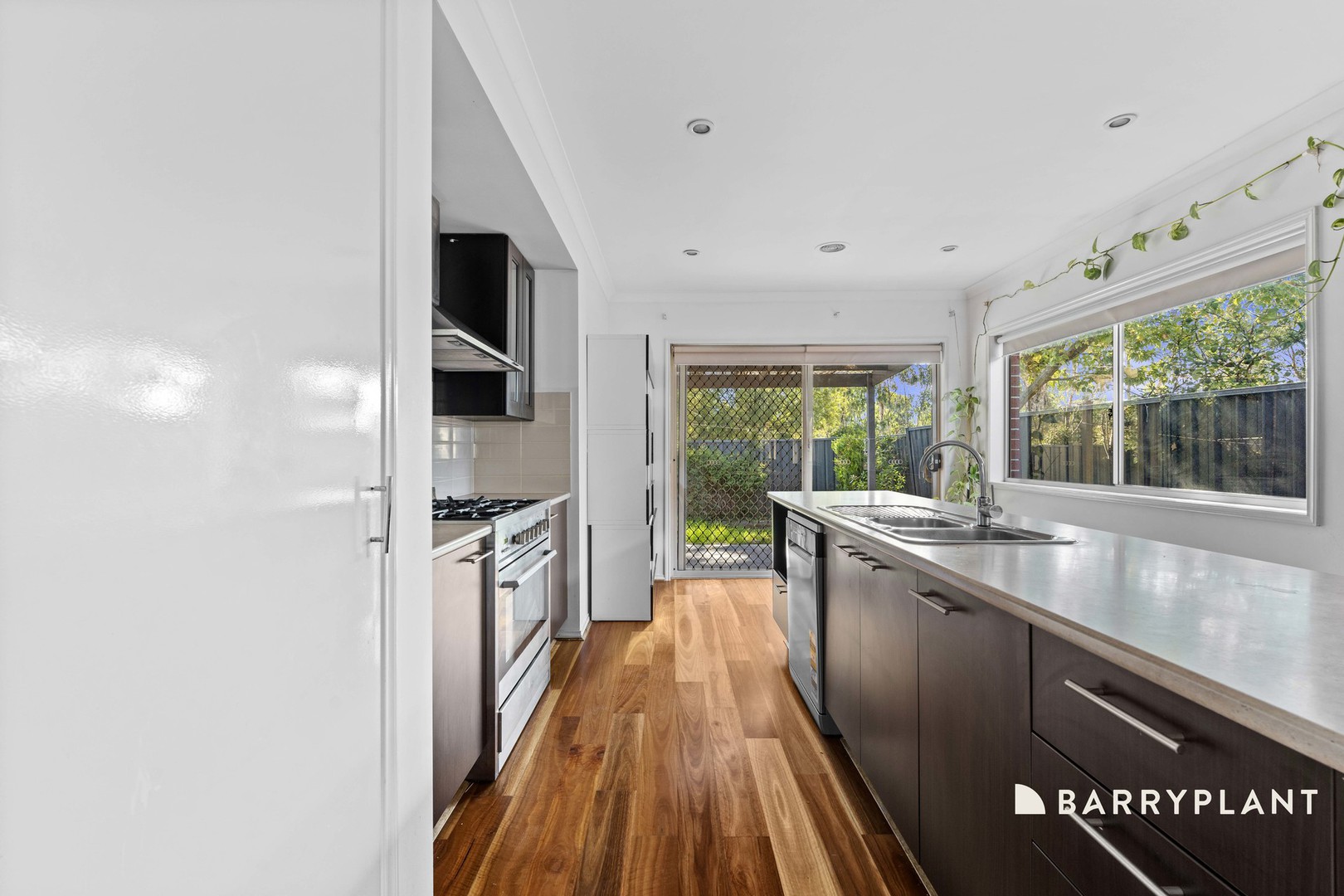 17 Grattan Street, South Morang, VIC 3752 - Thumbnail 1 - 22/04/2026