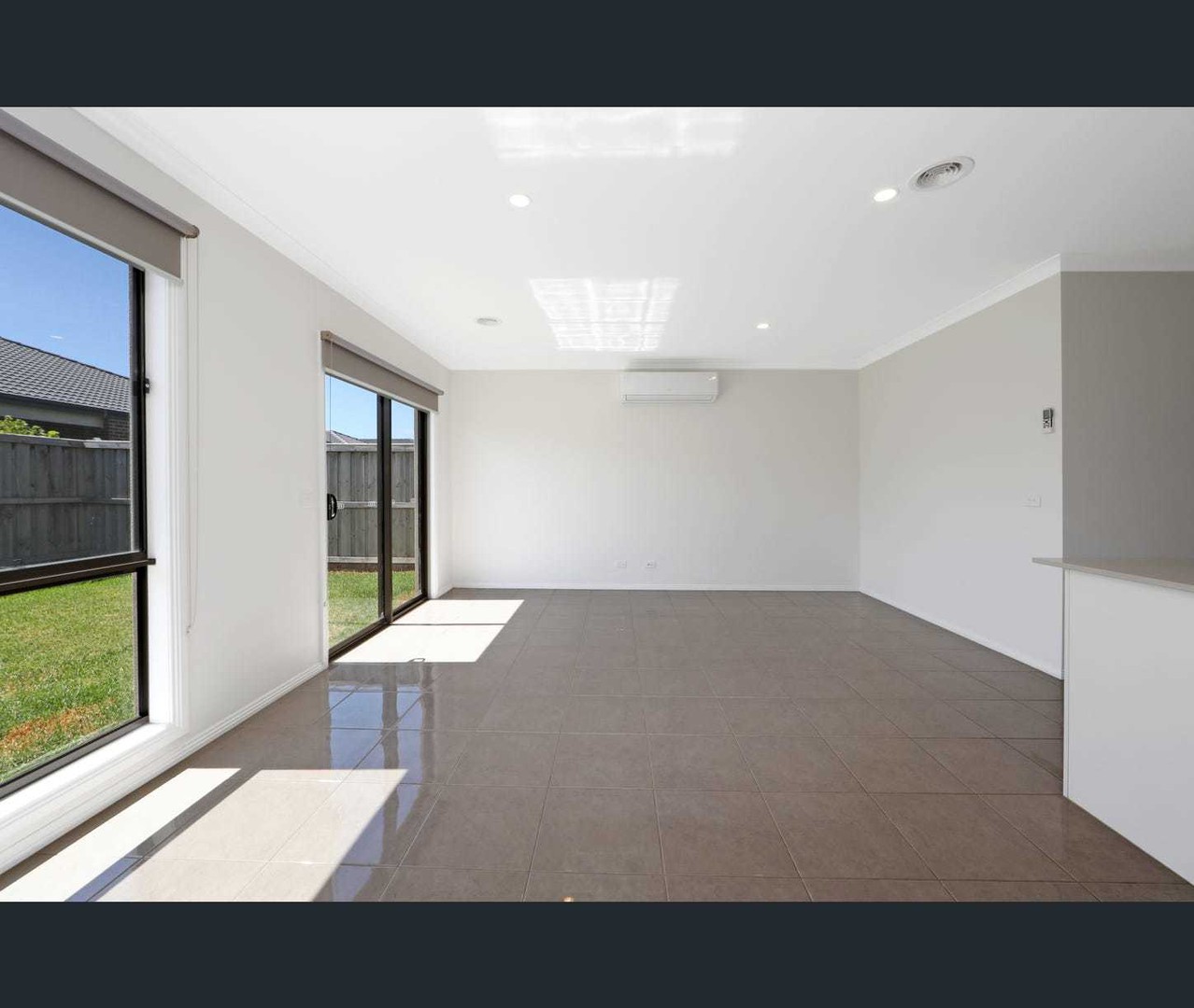 17 Guernsey Street, Clyde North, VIC 3978, Clyde North - Thumbnail 4