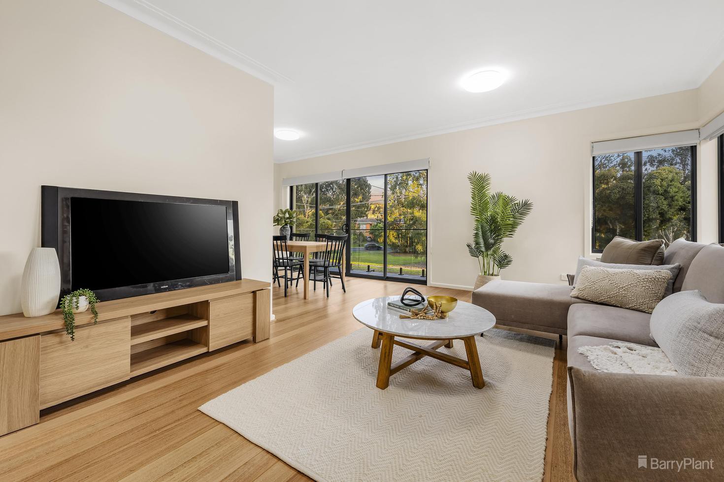 17 Gympie Street, Bulleen, VIC 3105, Bulleen - Thumbnail 2