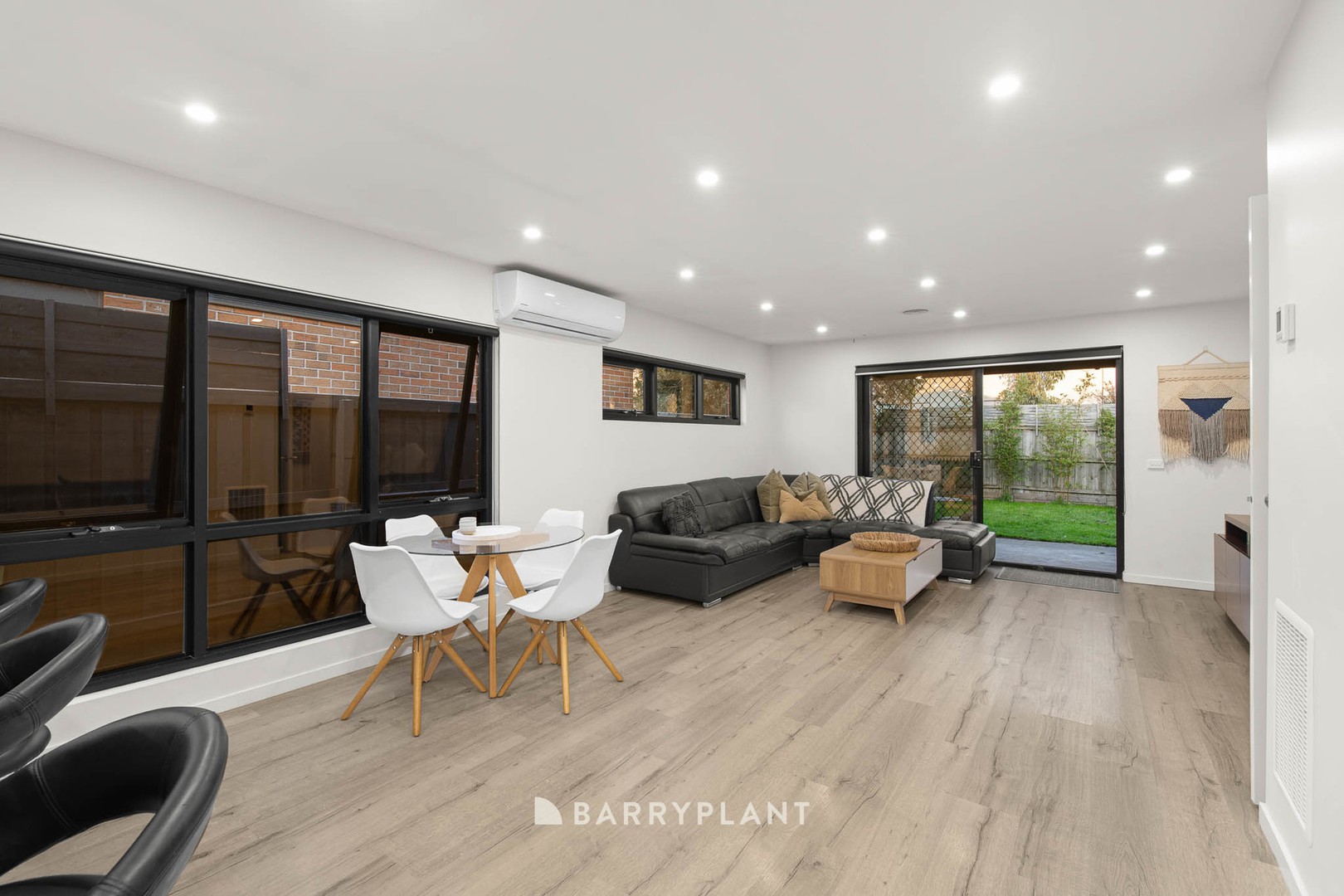 17 Hampshire Street, Officer, VIC 3809, Officer - Thumbnail 4