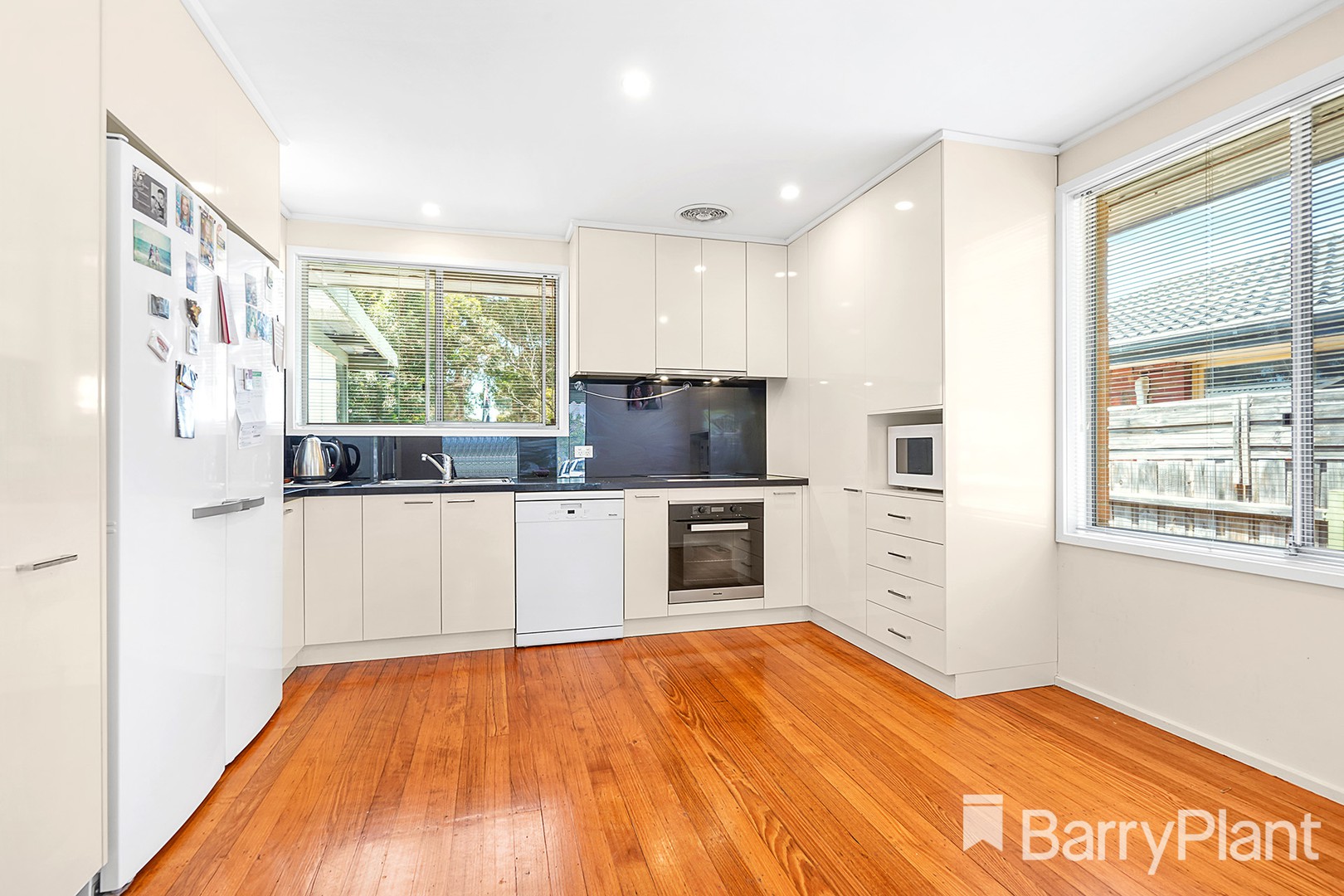 17 Harley Street, Dingley Village, VIC 3172, Dingley Village - Thumbnail 3