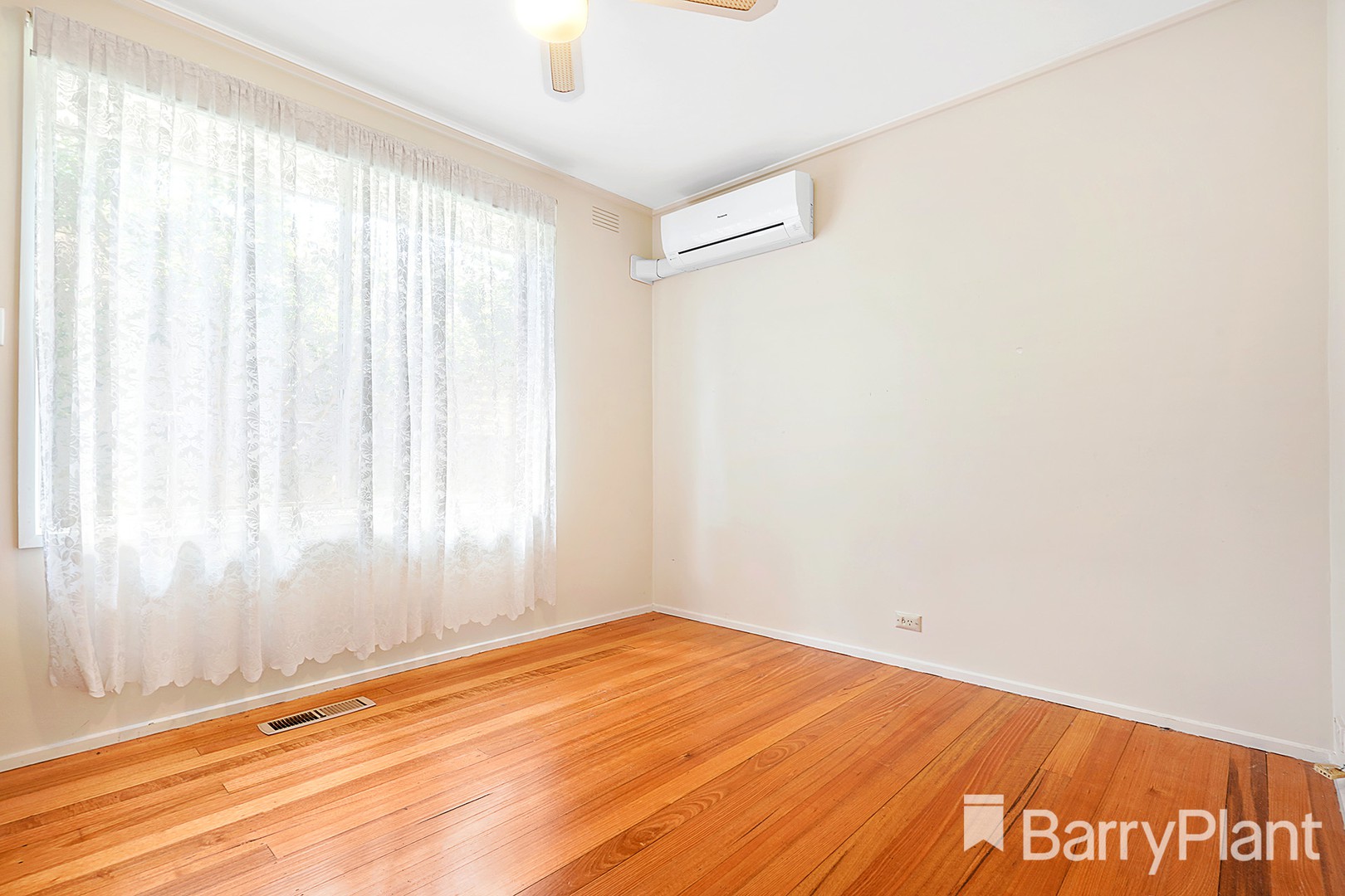 17 Harley Street, Dingley Village, VIC 3172, Dingley Village - Thumbnail 4