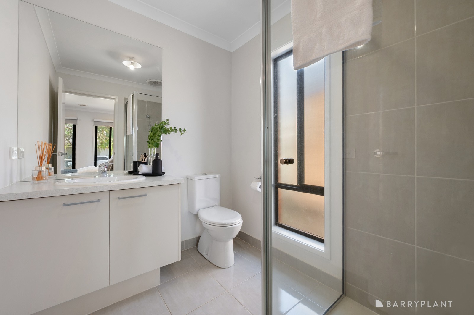 17 Hatfield Street, Strathtulloh, VIC 3338, Strathtulloh - Thumbnail 3
