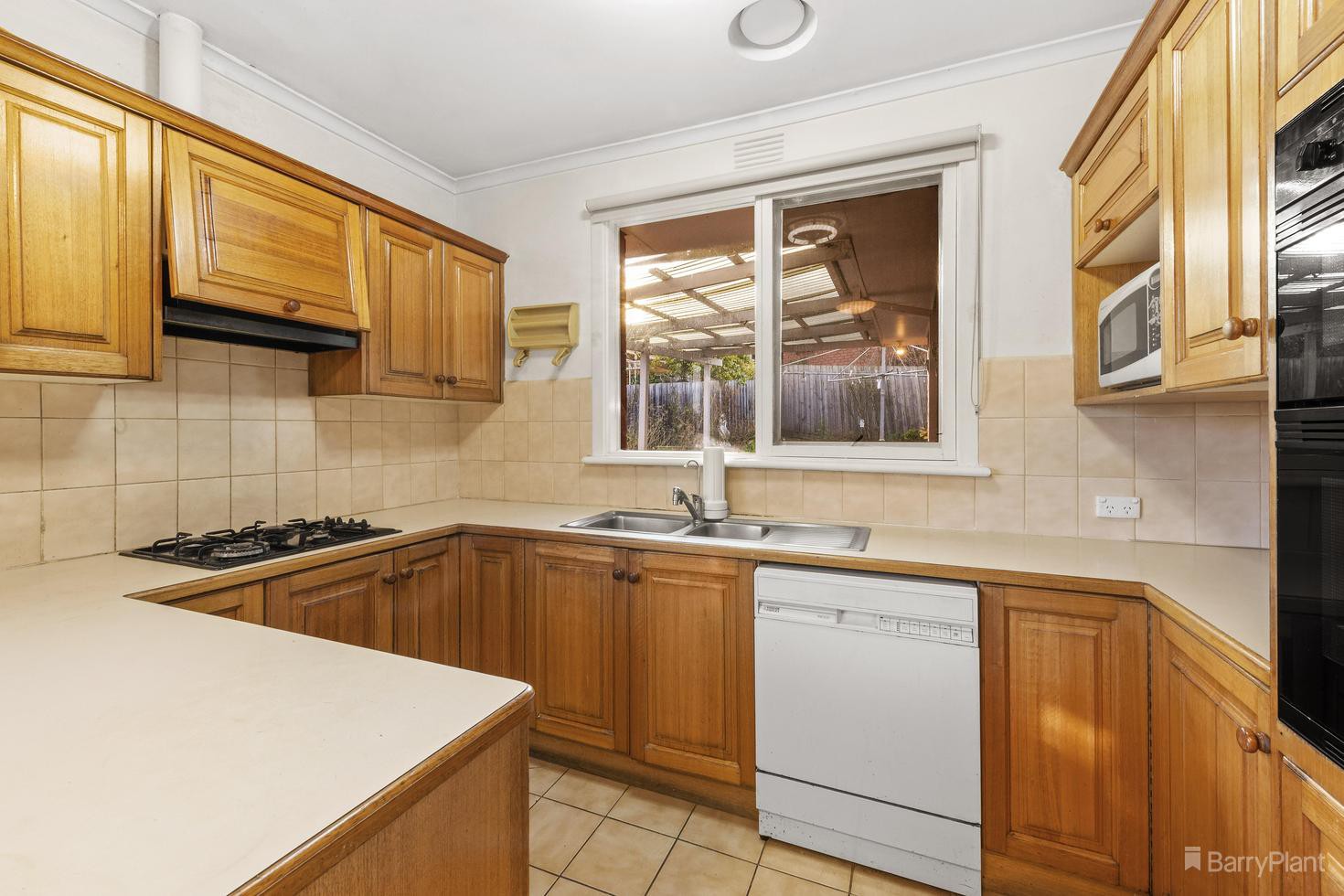 17 Hawk Street, Doncaster East, VIC 3109, Doncaster East - Thumbnail 5