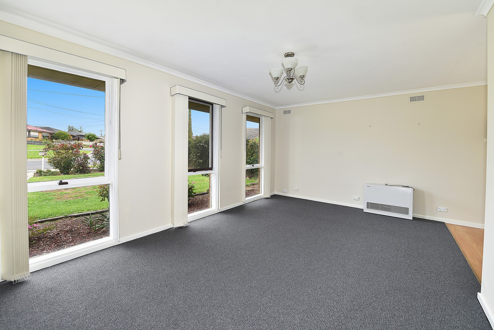 17 Hedgerow  Court, Keilor East, VIC 3033, Keilor East - Thumbnail 2