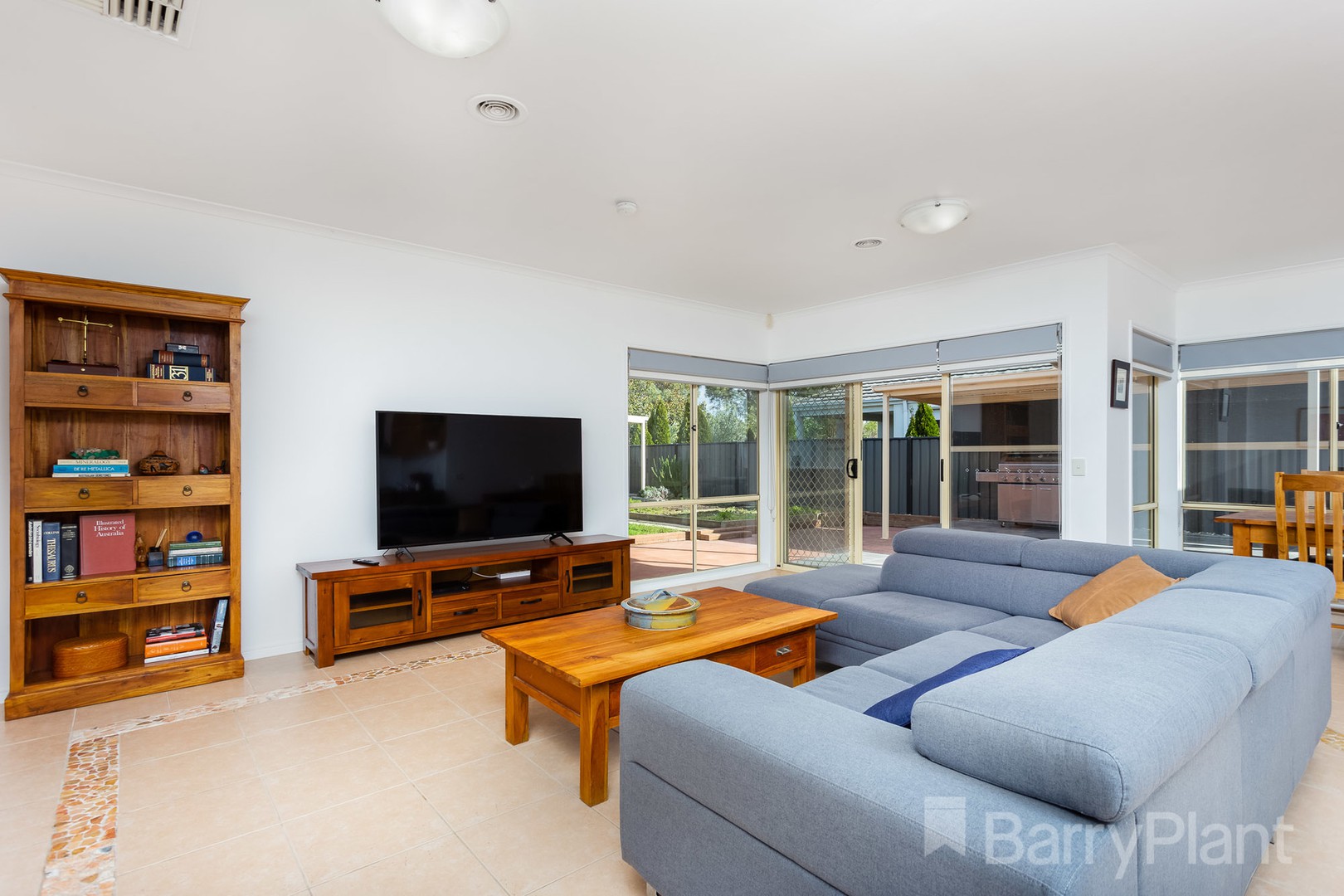 17 Helpmann Avenue, Point Cook, VIC 3030, Point Cook - Thumbnail 7
