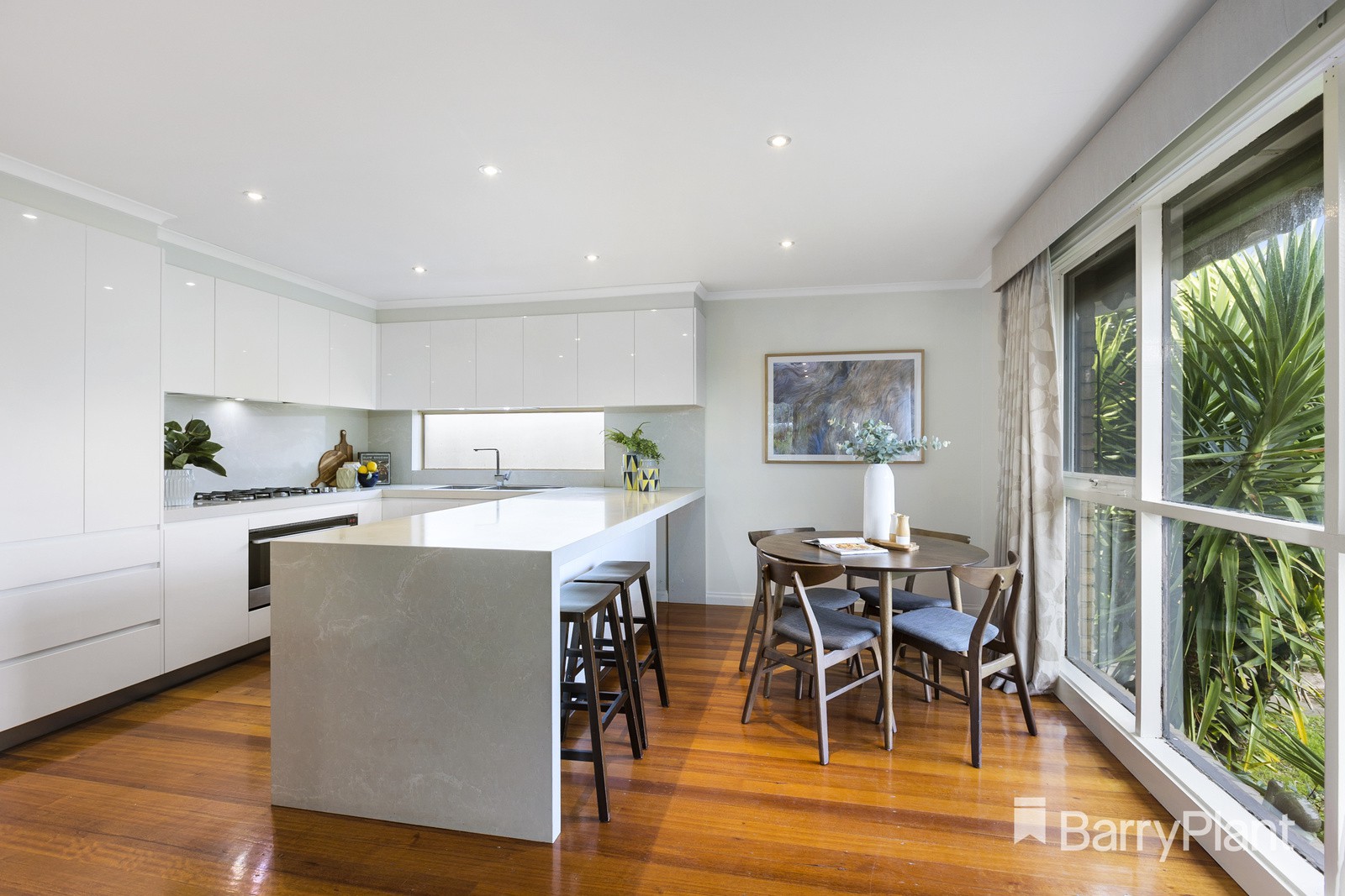 17 Holly Green Drive, Wheelers Hill, VIC 3150, Wheelers Hill - Thumbnail 4