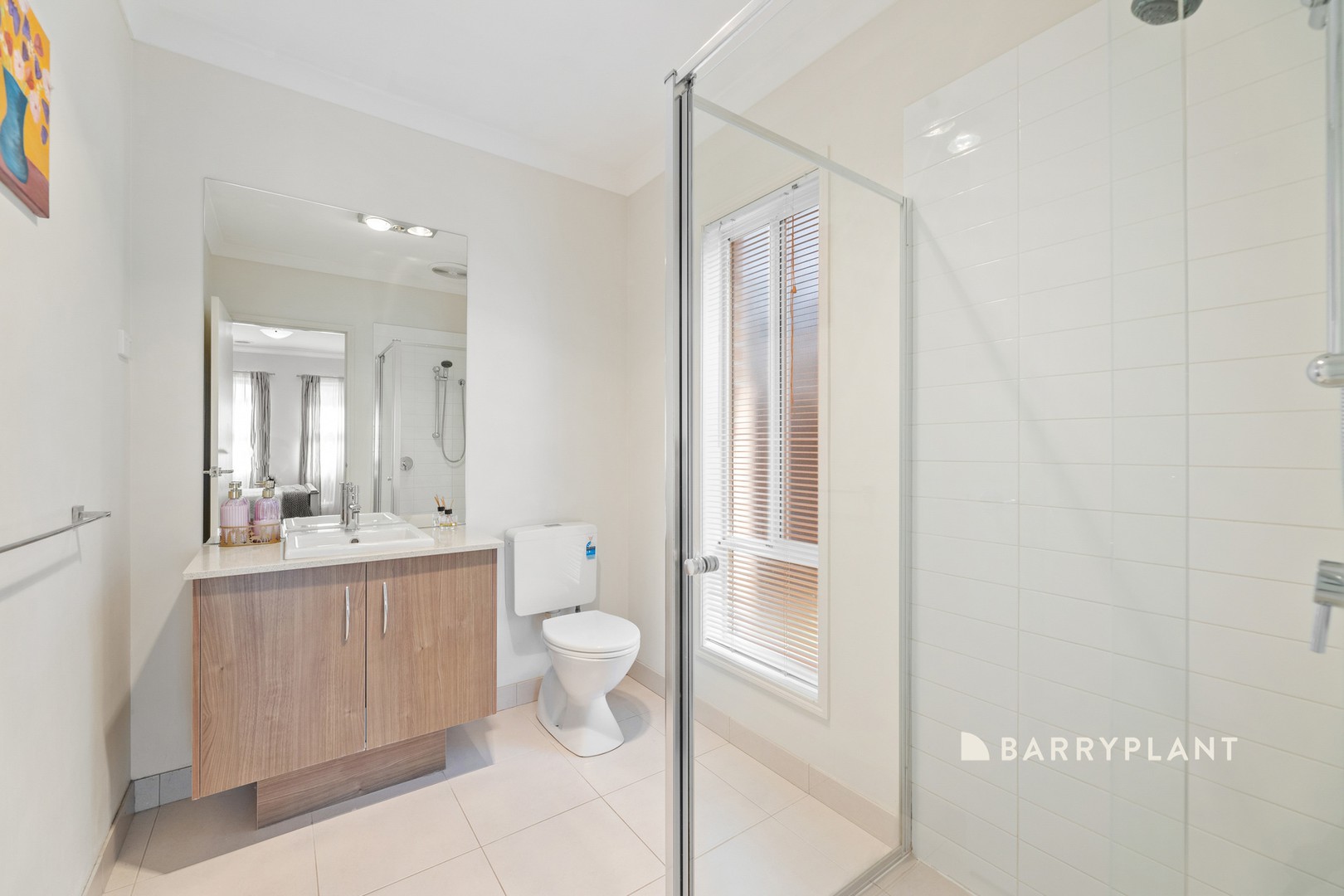 17 Hollyrood Drive, Berwick, VIC 3806, Berwick - Thumbnail 5