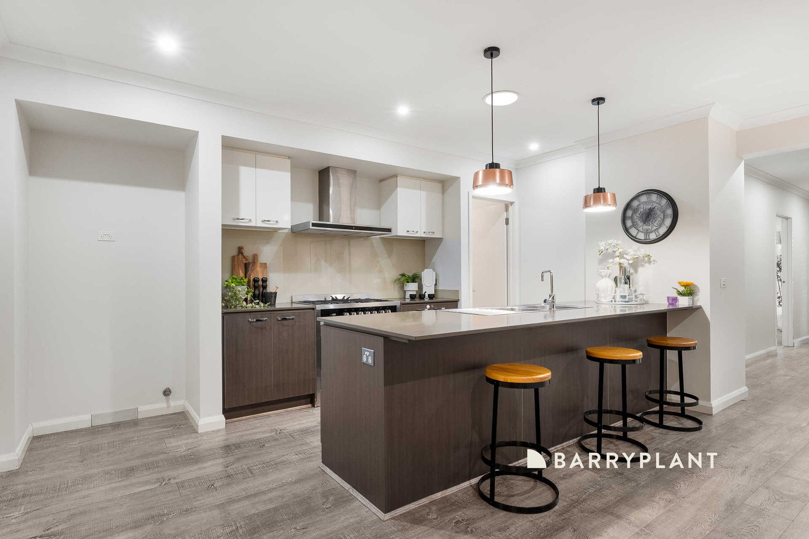17 Hollywell Road, Clyde North, VIC 3978, Clyde North - Thumbnail 4