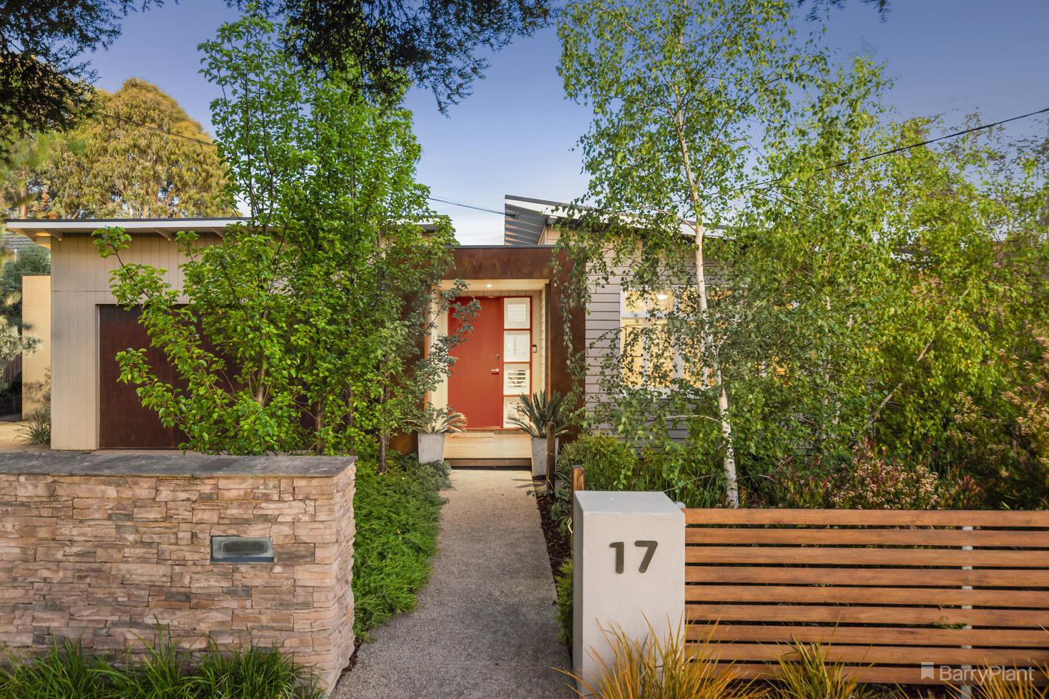 17 Hopetoun Street, Mitcham, VIC 3132, Mitcham - Thumbnail 2
