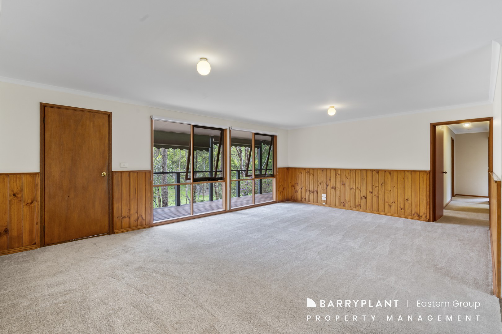 17 Hurst Road, Hurstbridge, VIC 3099 - Thumbnail 2 - 01/12/2025