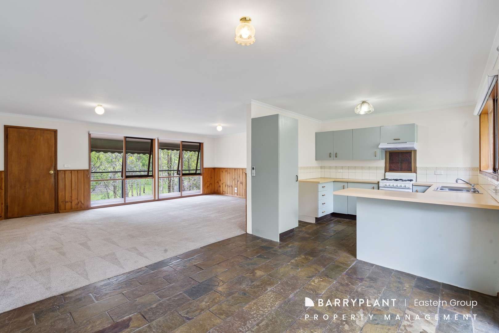 17 Hurst Road, Hurstbridge, VIC 3099, Hurstbridge - Thumbnail 4