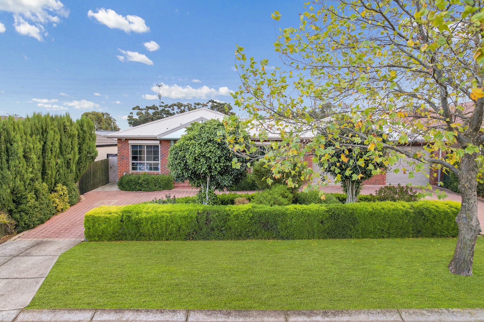 17 Imperial Court, Hillside, VIC 3037 - Thumbnail 2 - 12/05/2023