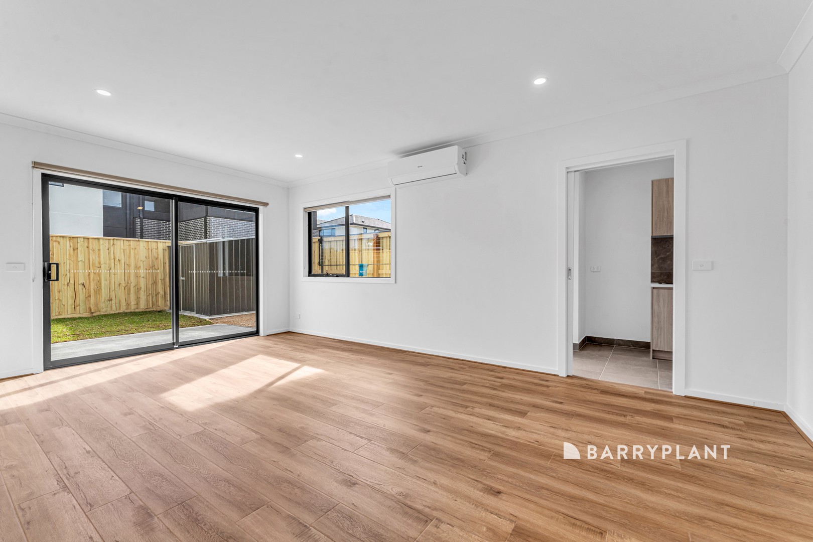 17 Ivy Crescent, Springvale South, VIC 3172 - Thumbnail 2 - 02/09/2026