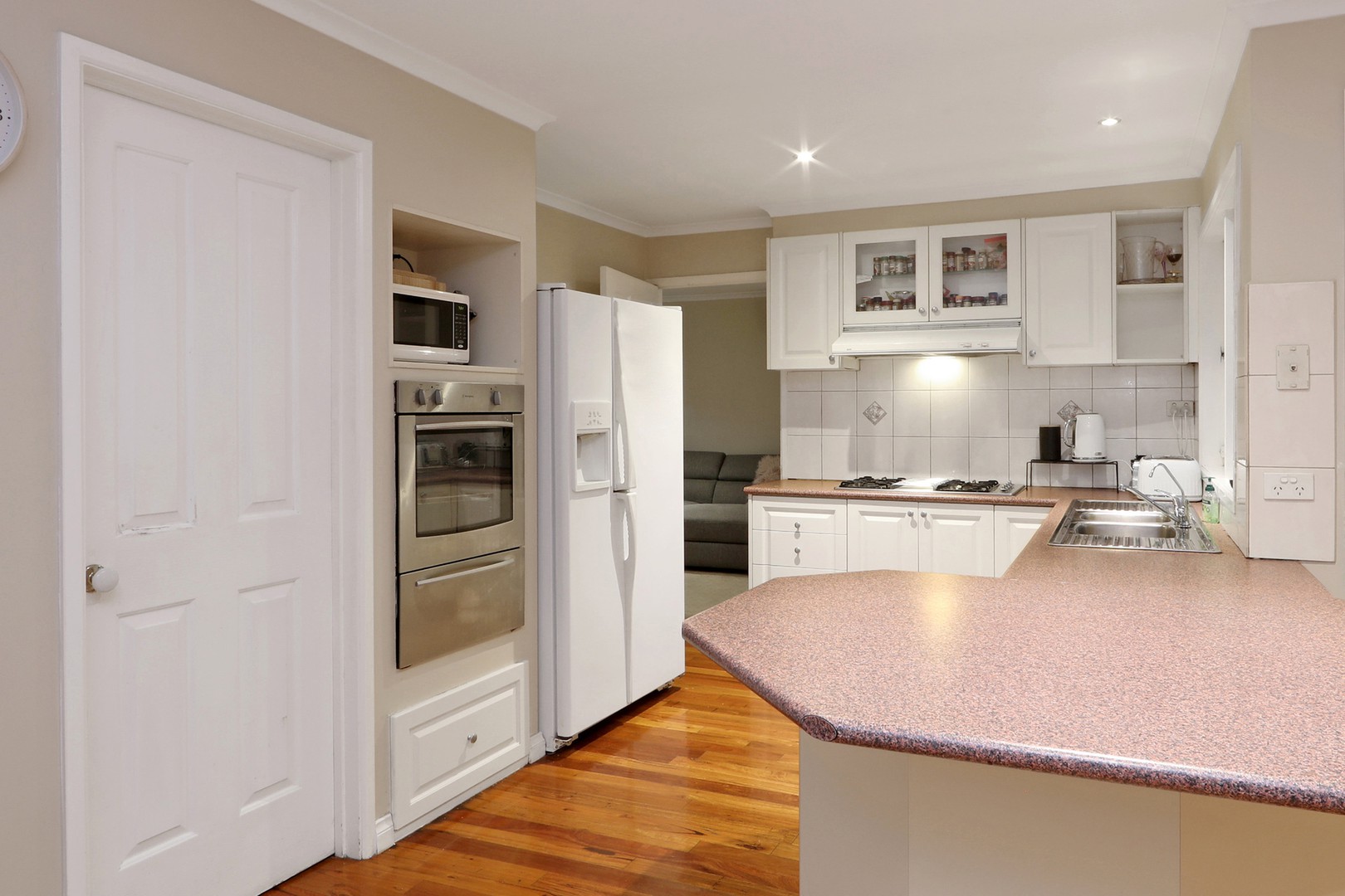 17 Jenhill CourtRowville, VIC 3178, Rowville - Thumbnail 7