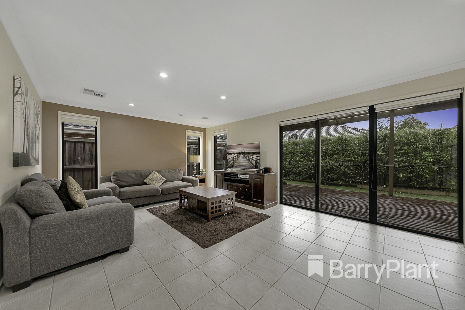 17 Jezwing Avenue, South Morang, VIC 3752, South Morang - Thumbnail 4