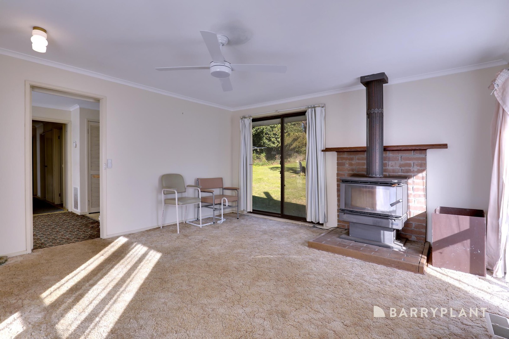 17 Joffre Parade, Cockatoo, VIC 3781, Cockatoo - Thumbnail 3