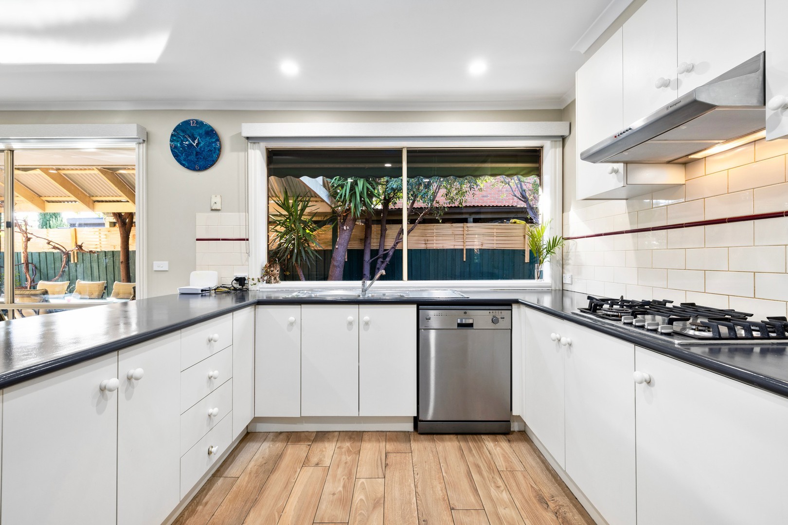 17 John August Walk, Seabrook, VIC 3028, Seabrook - Thumbnail 3