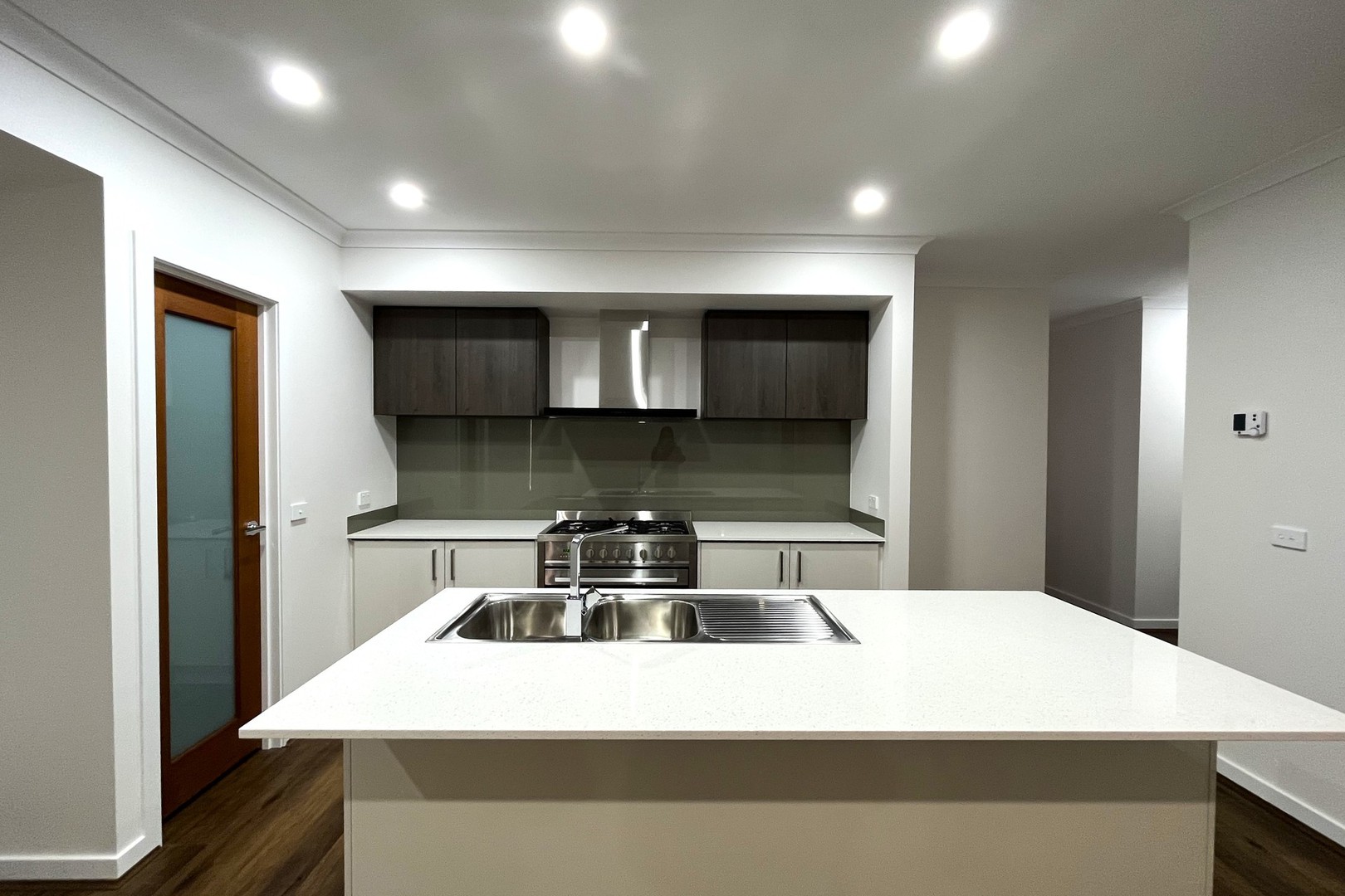 17 Jura Street, Truganina, VIC 3029, Truganina - Thumbnail 3