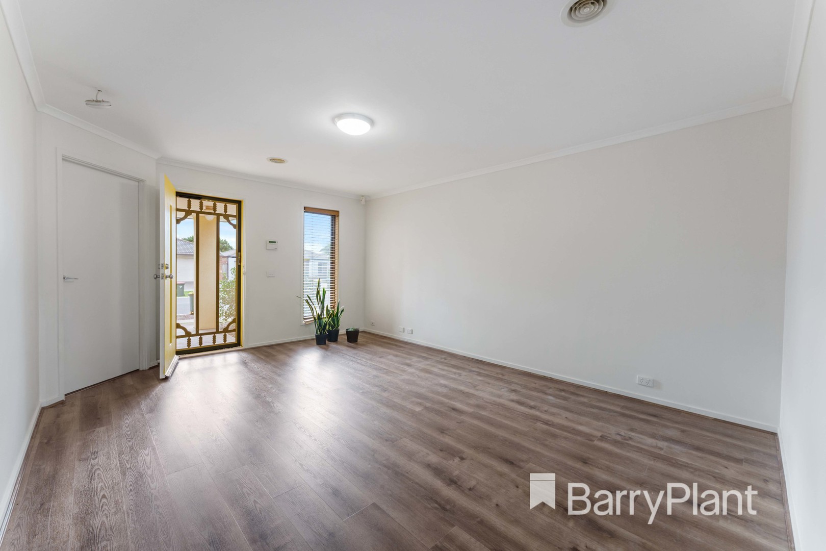 17 Karong Drive, Wyndham Vale, VIC 3024, Wyndham Vale - Thumbnail 2