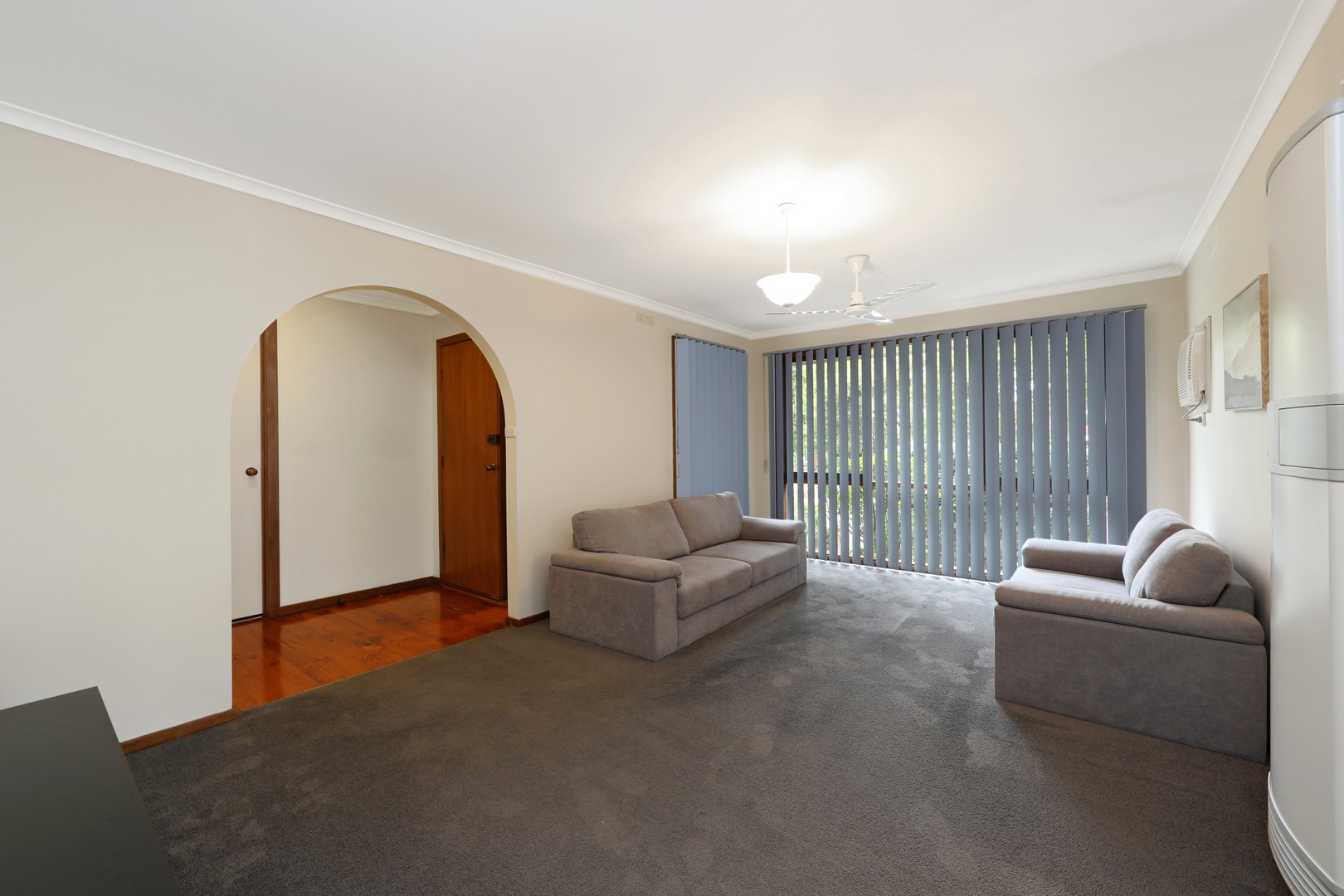 17 Kedleston Way, Rowville, VIC 3178 - Thumbnail 2 - 14/02/2024