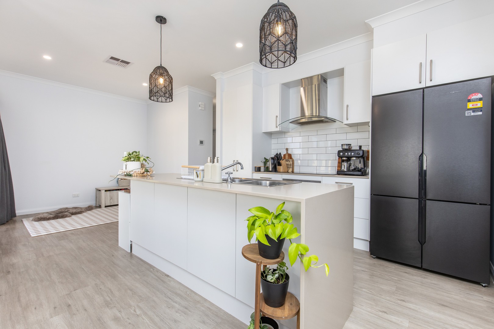 17 Kedmenec Drive, Mildura, VIC 3500 - Thumbnail 1 - 08/05/2026